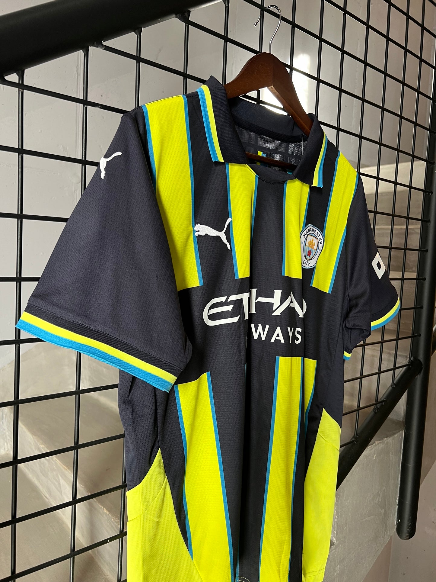 2024-25 MNCI Away Fan
