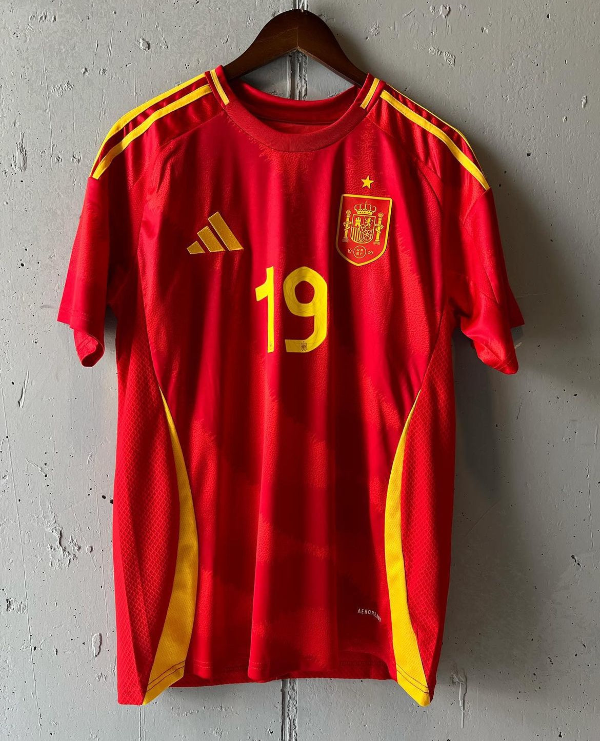 2024-25 EPN Home Fan (Yamal)