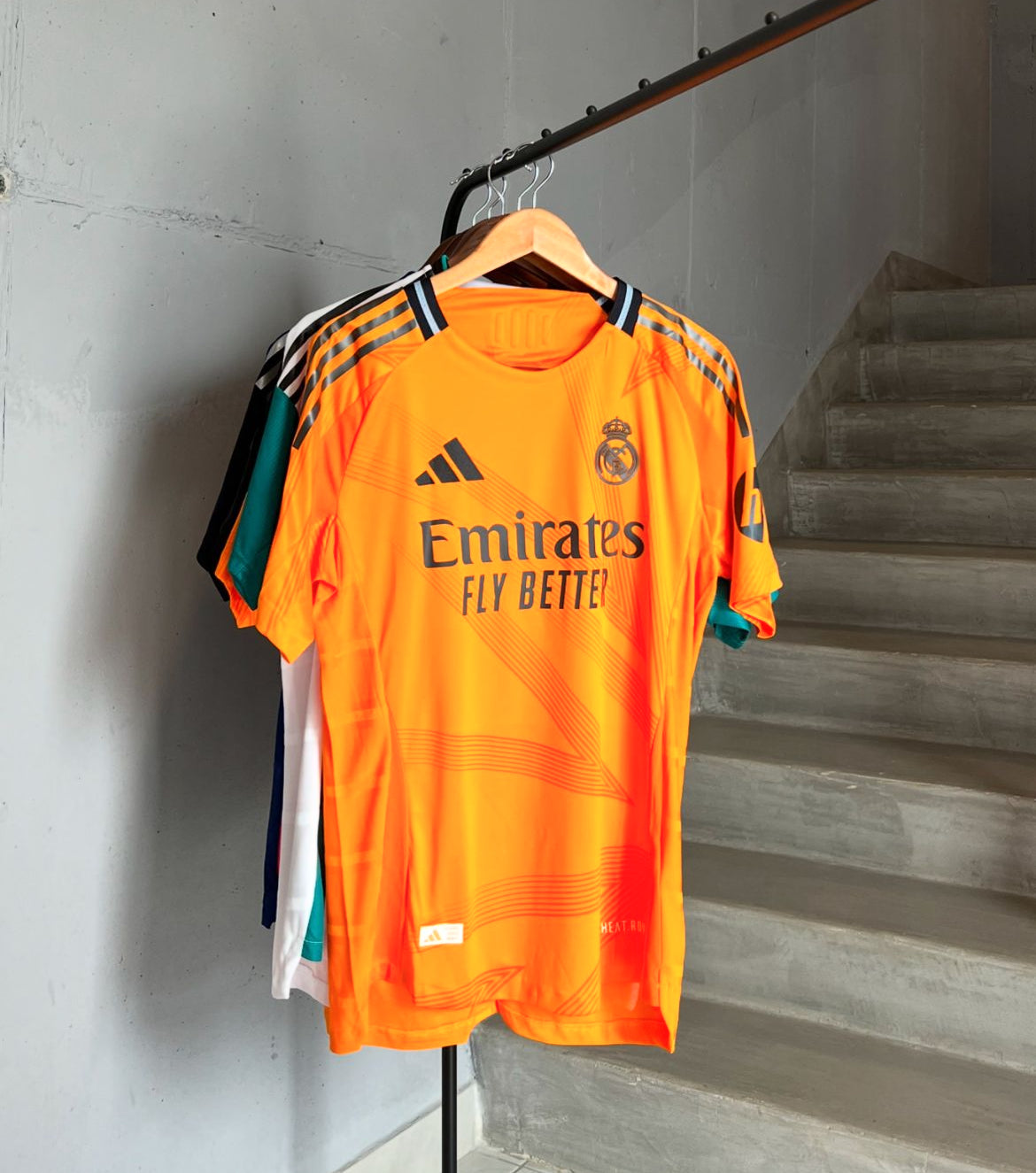 2024-25 REMA Away Player
