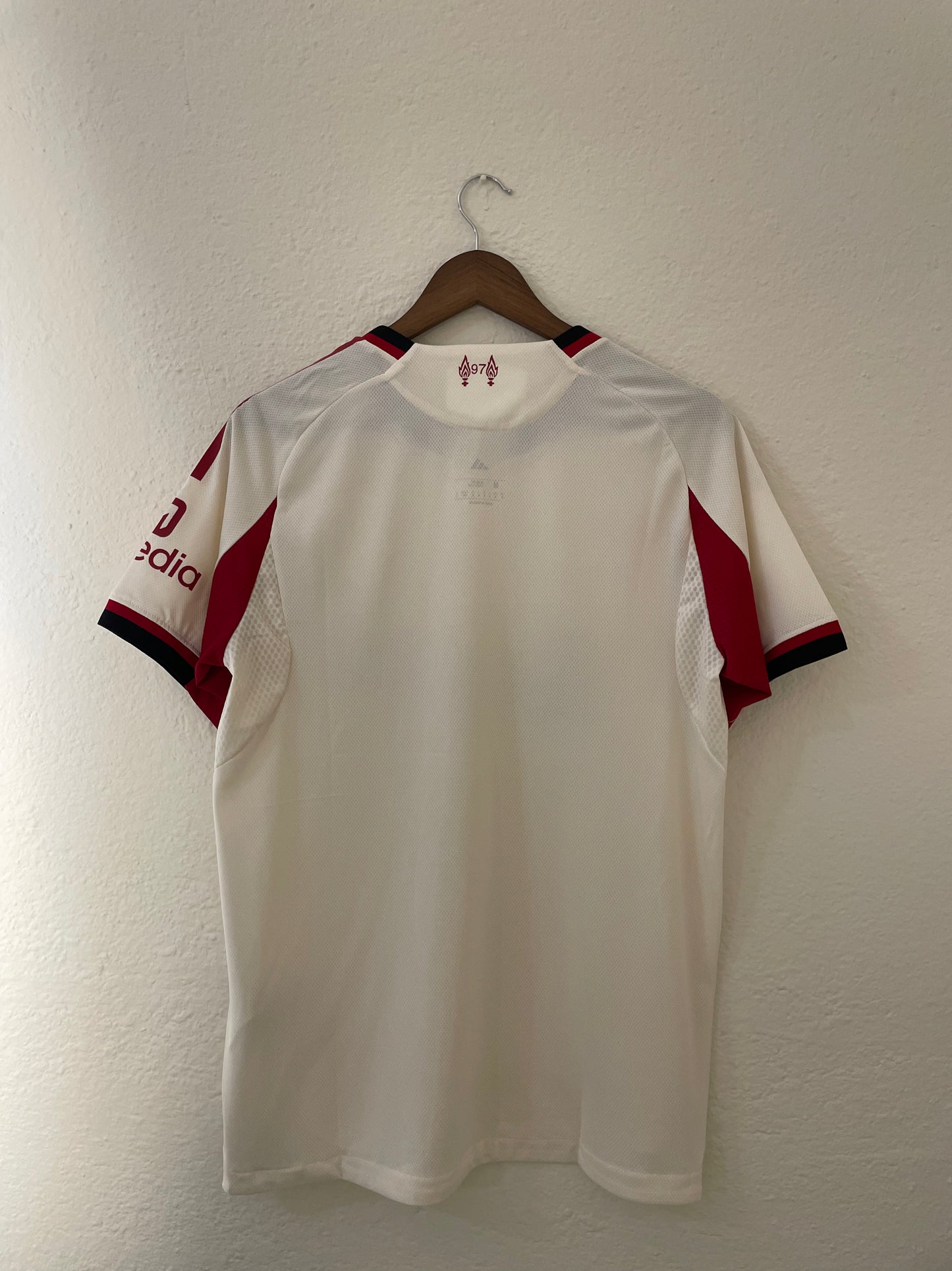 2025-26 Lvpl Away Player