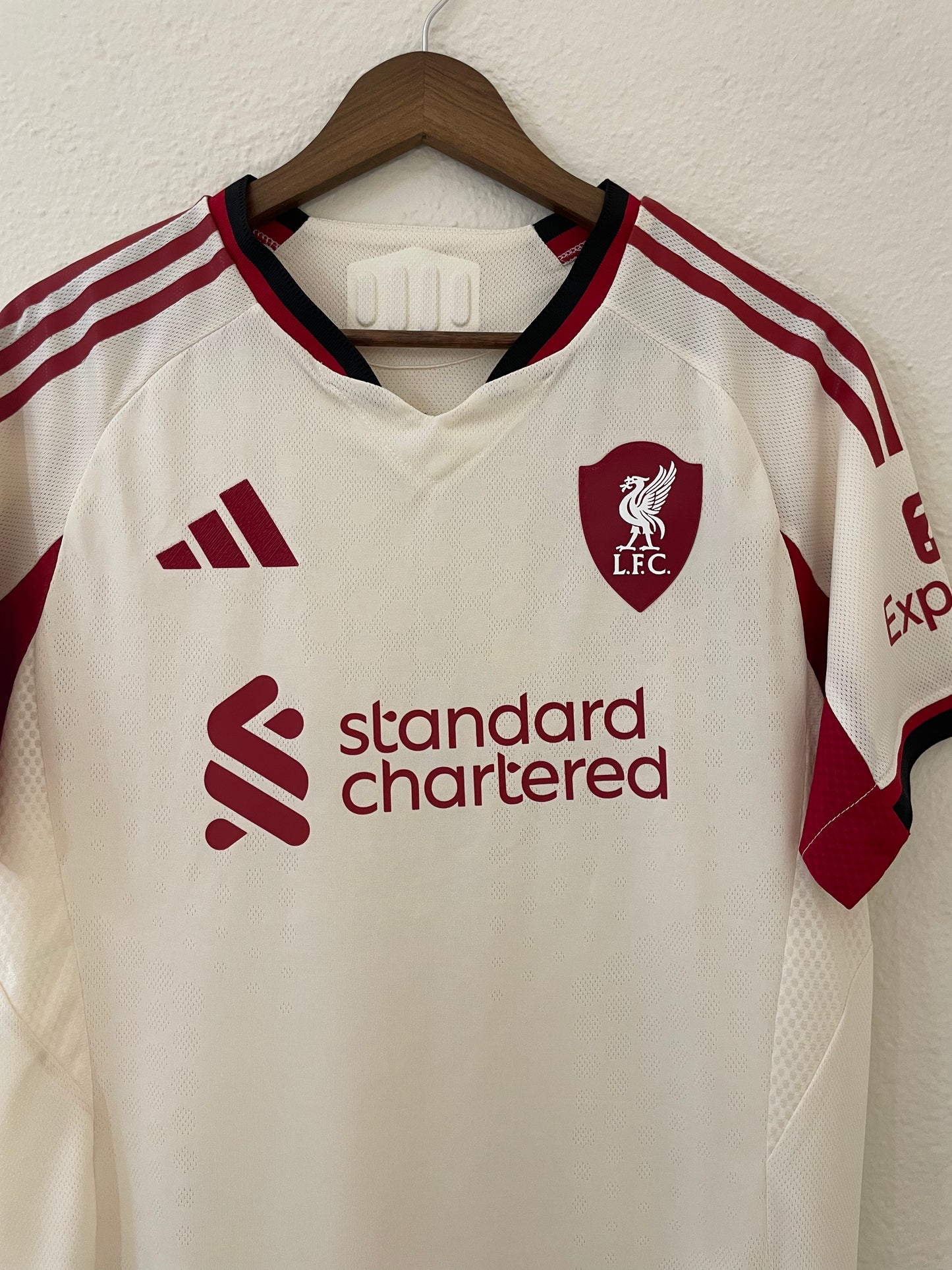 2025-26 Lvpl Away Player