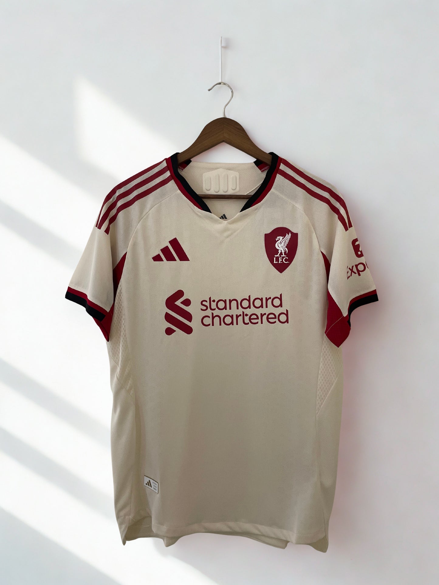 2025-26 Lvpl Away Player