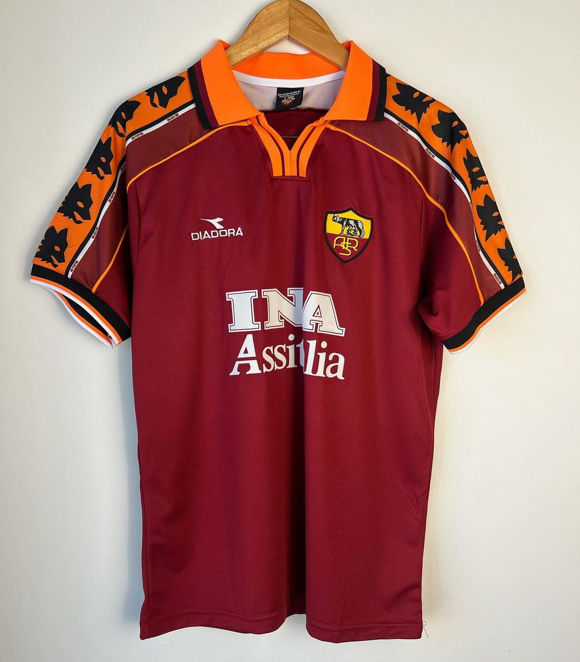 1998-99 ASRO Home (Totti)