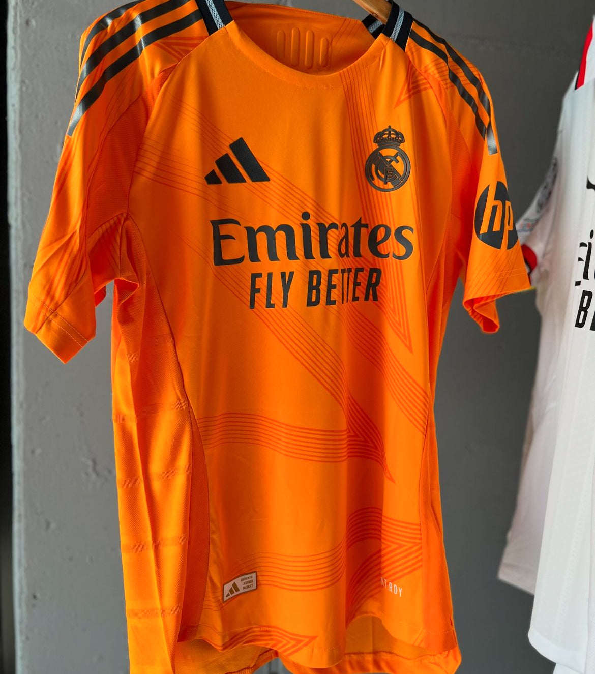 2024-25 REMA Away Player