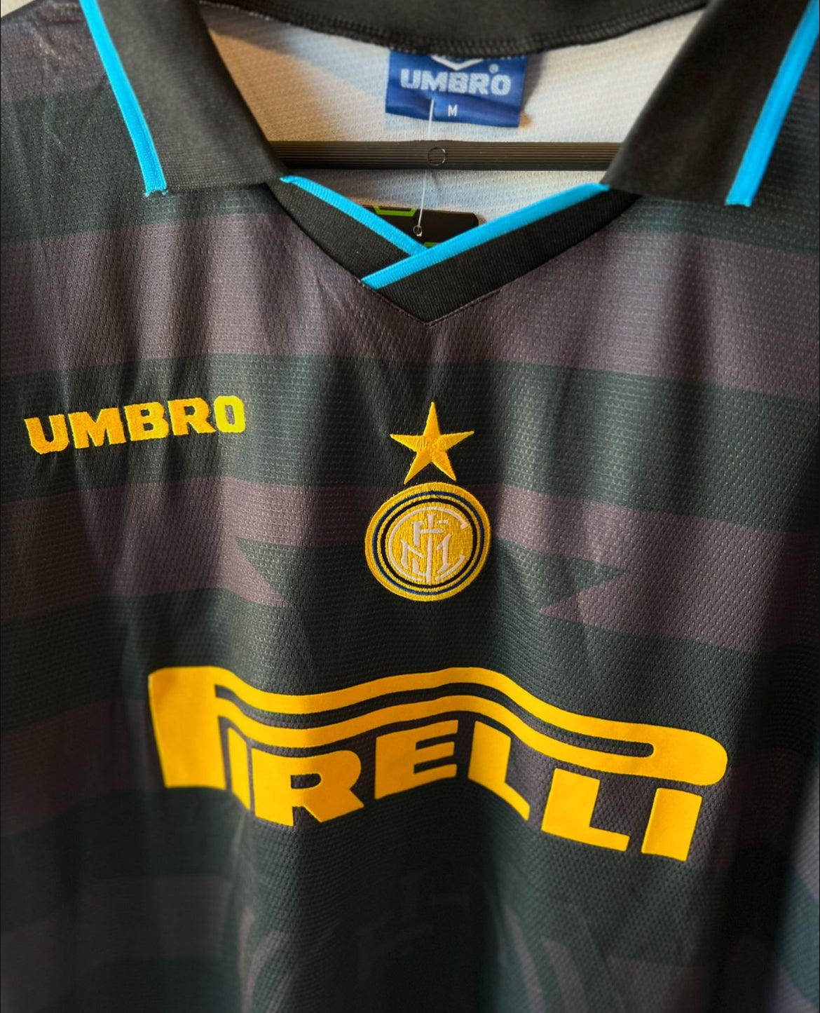 1997-98 INTR Away (Ronaldo)