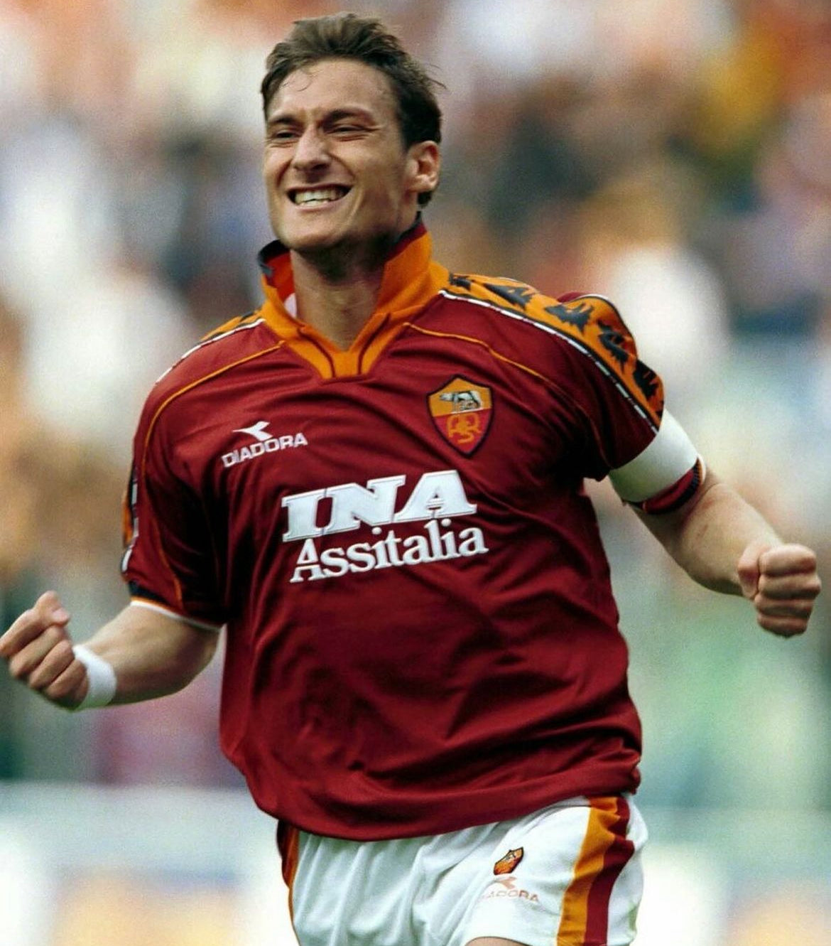 1998-99 ASRO Home (Totti)