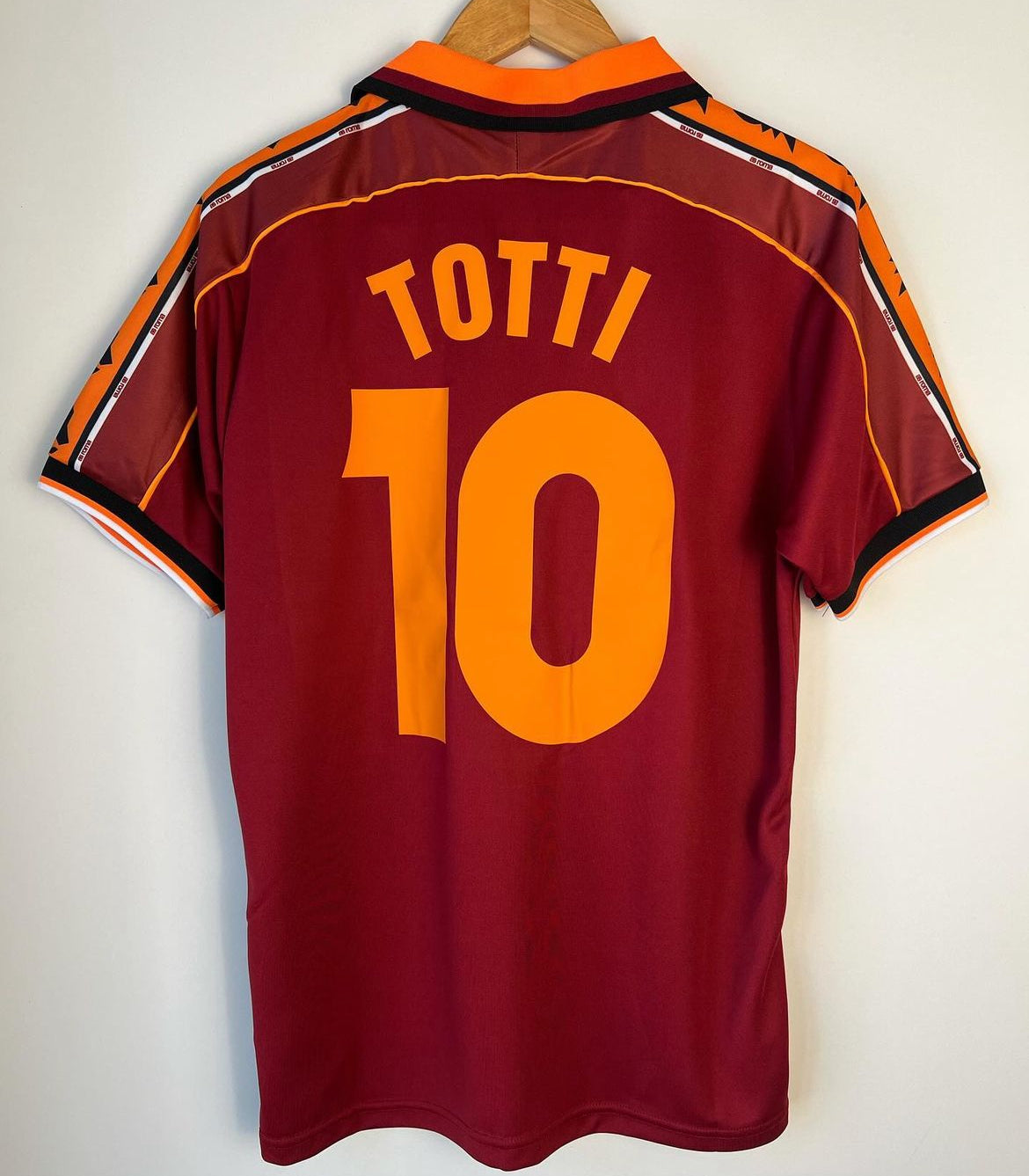 1998-99 ASRO Home (Totti)