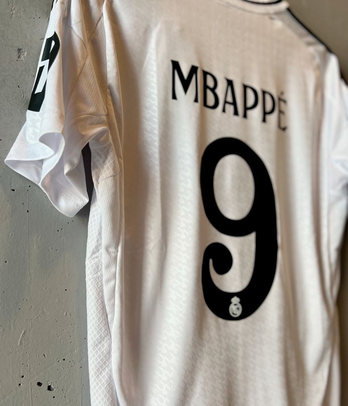 2024-25 REMA Home Fan (Mbappe)