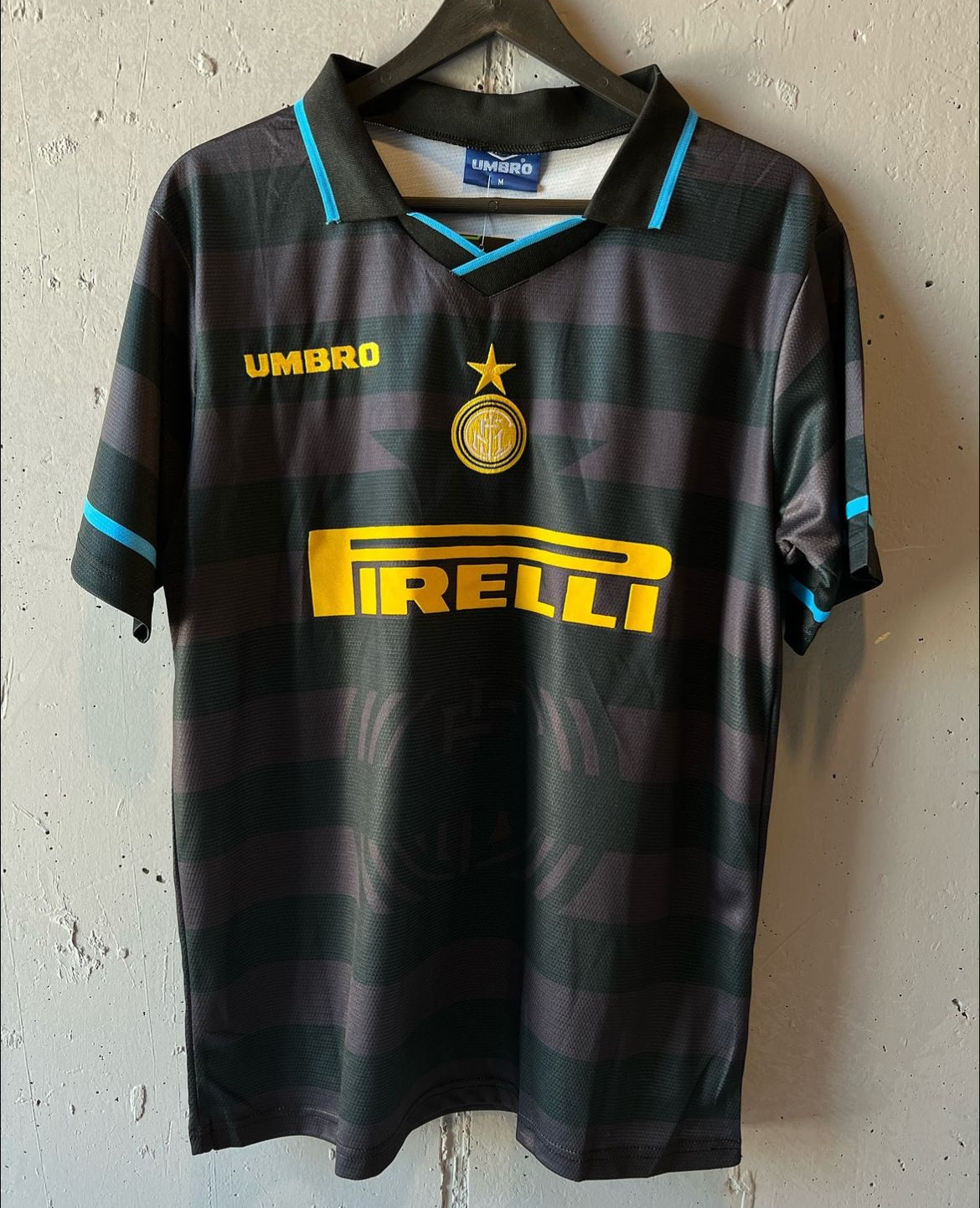 1997-98 INTR Away (Ronaldo)